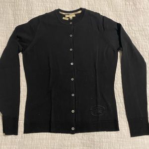 NWT- Burberry sweater set -size M- 100% merino wool